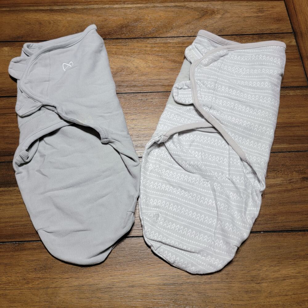 Set of 2 Swaddle Me Grey & White Infant Swaddlers - Size Sm/Med